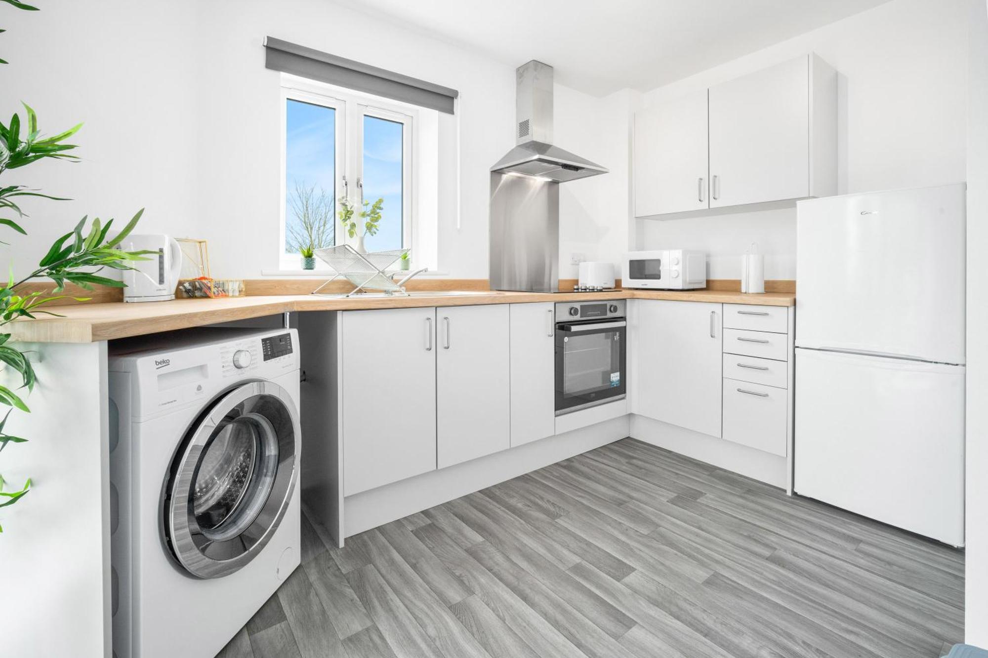 New 2 Bedroom Deluxe Apartment - Parking - Wifi & Netflix - Top Rated - 50C Cradley Heath Extérieur photo